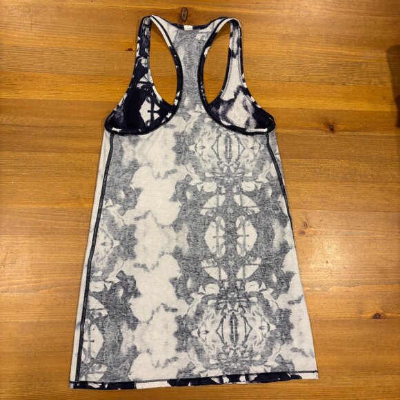 𝅺Lululemon Every Yogi Racerback Tank Top in Ink Blot White Deep Indigo​​​ - Picture 10 of 16